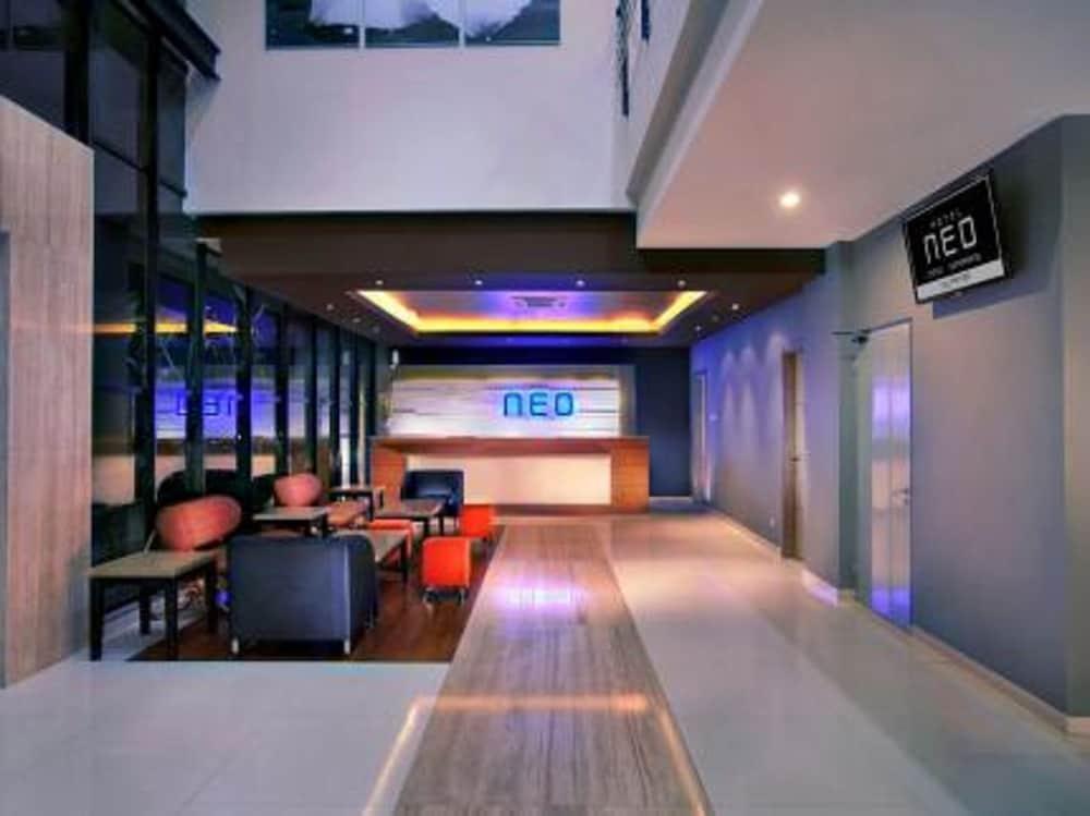 Hotel Neo Candi Simpang Lima - Semarang By Aston Exterior foto